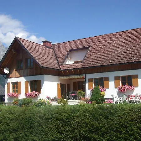 Poelzl Region Schladming Dachstein Apartament *